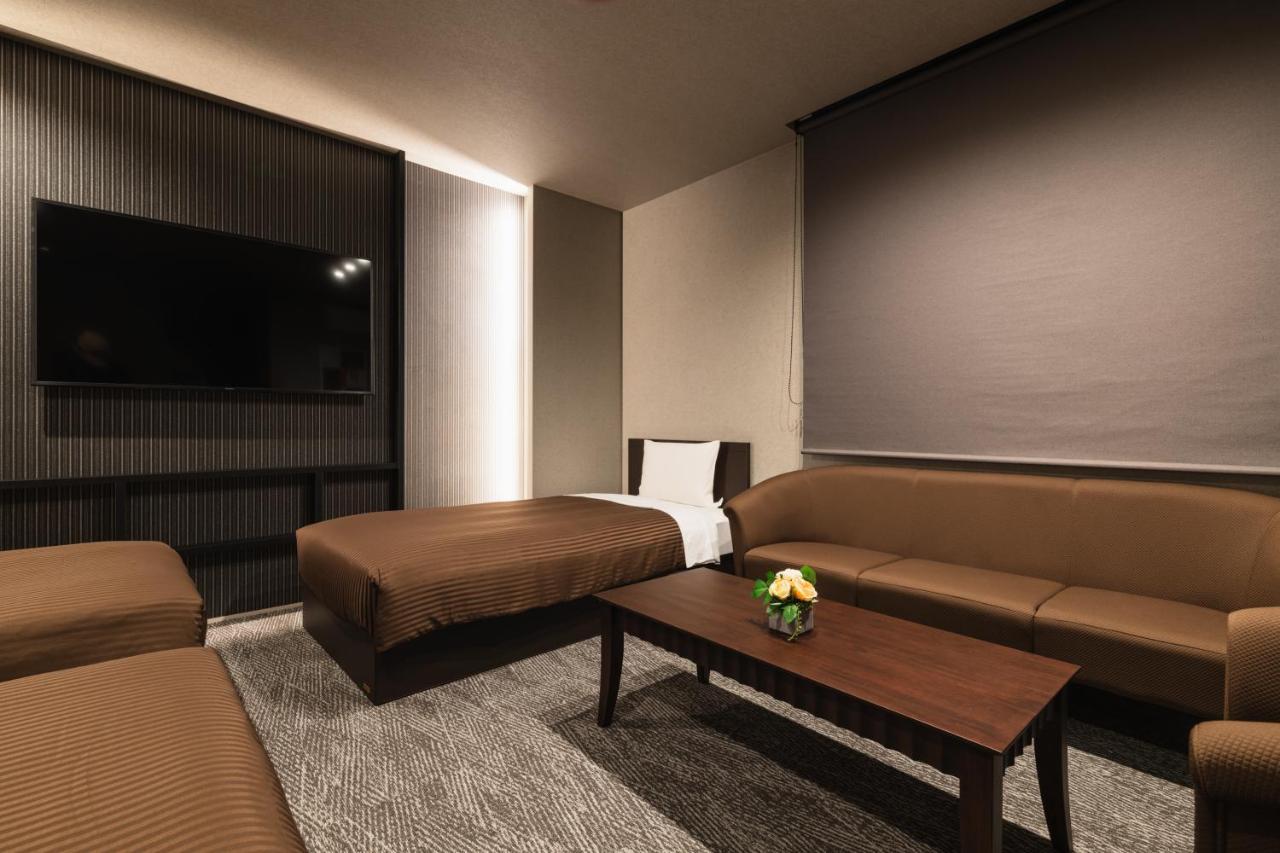 Grand Base Hakata Naraya Hotel Fukuoka  Buitenkant foto